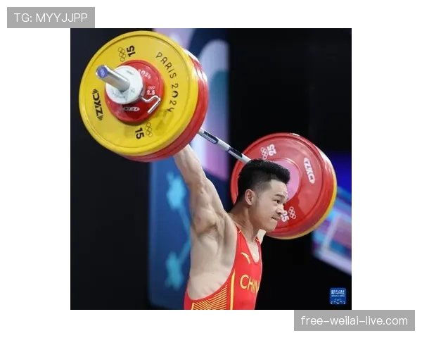 石智勇训练完吃五块牛排，教练说他饭量比健身房会员卡还贵